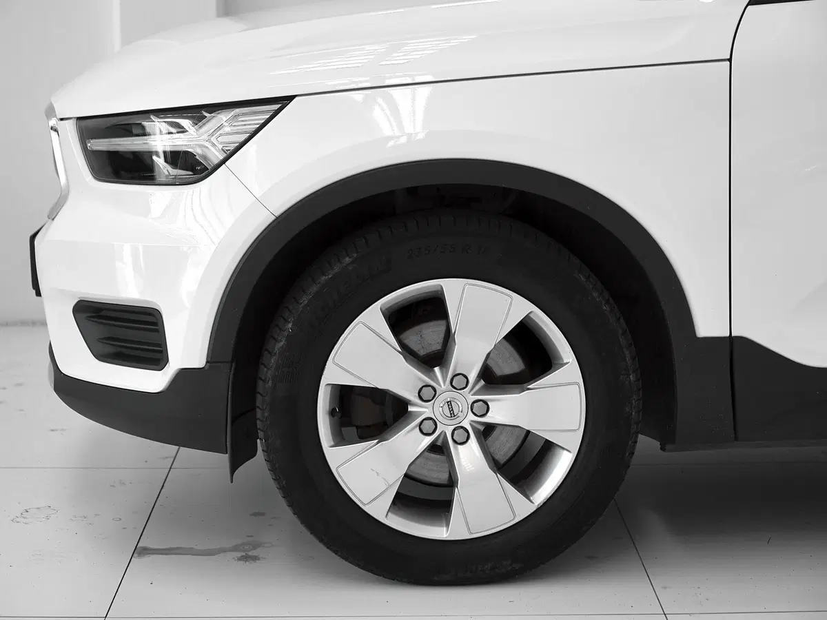 Volvo XC40 usata a Prato (4)