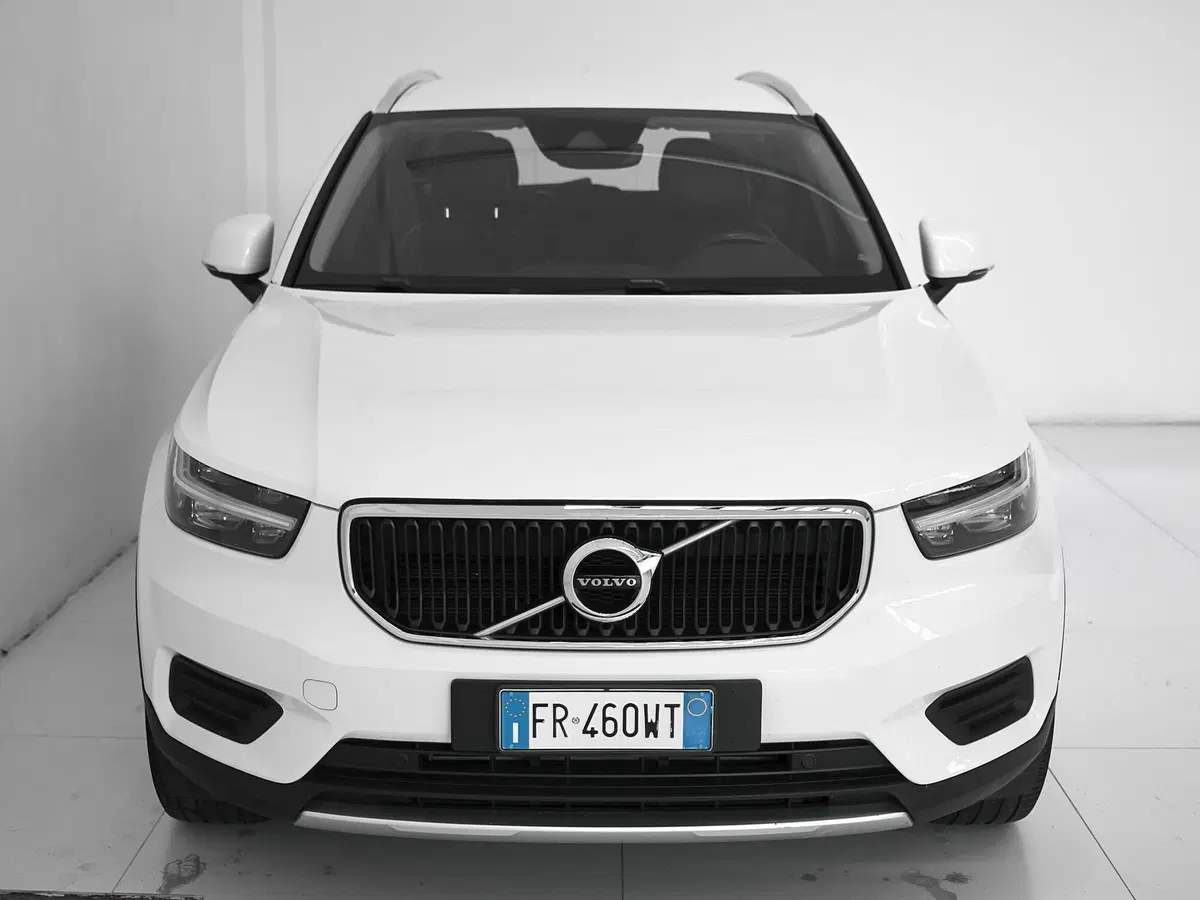 Volvo XC40 usata a Prato (6)