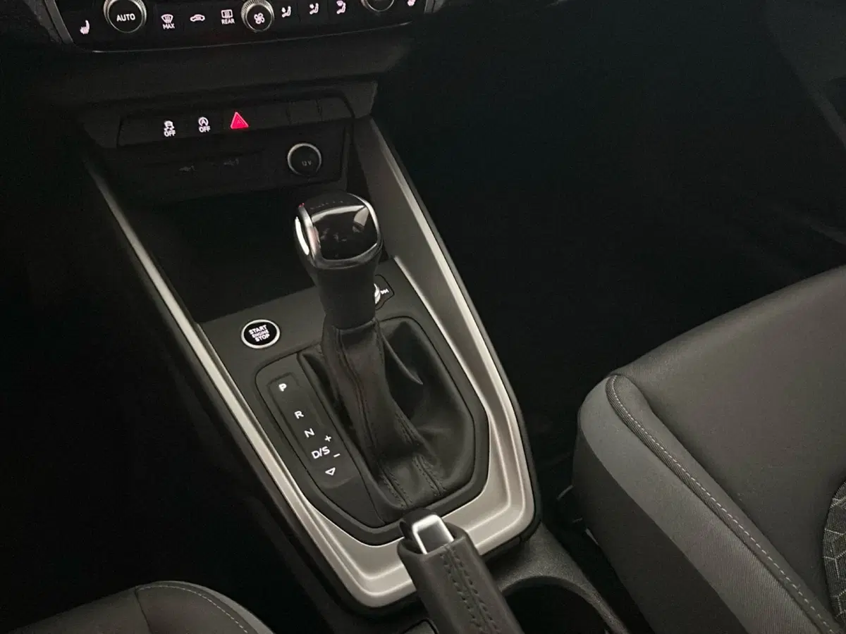 Audi A1 Sportback usata a Napoli (16)