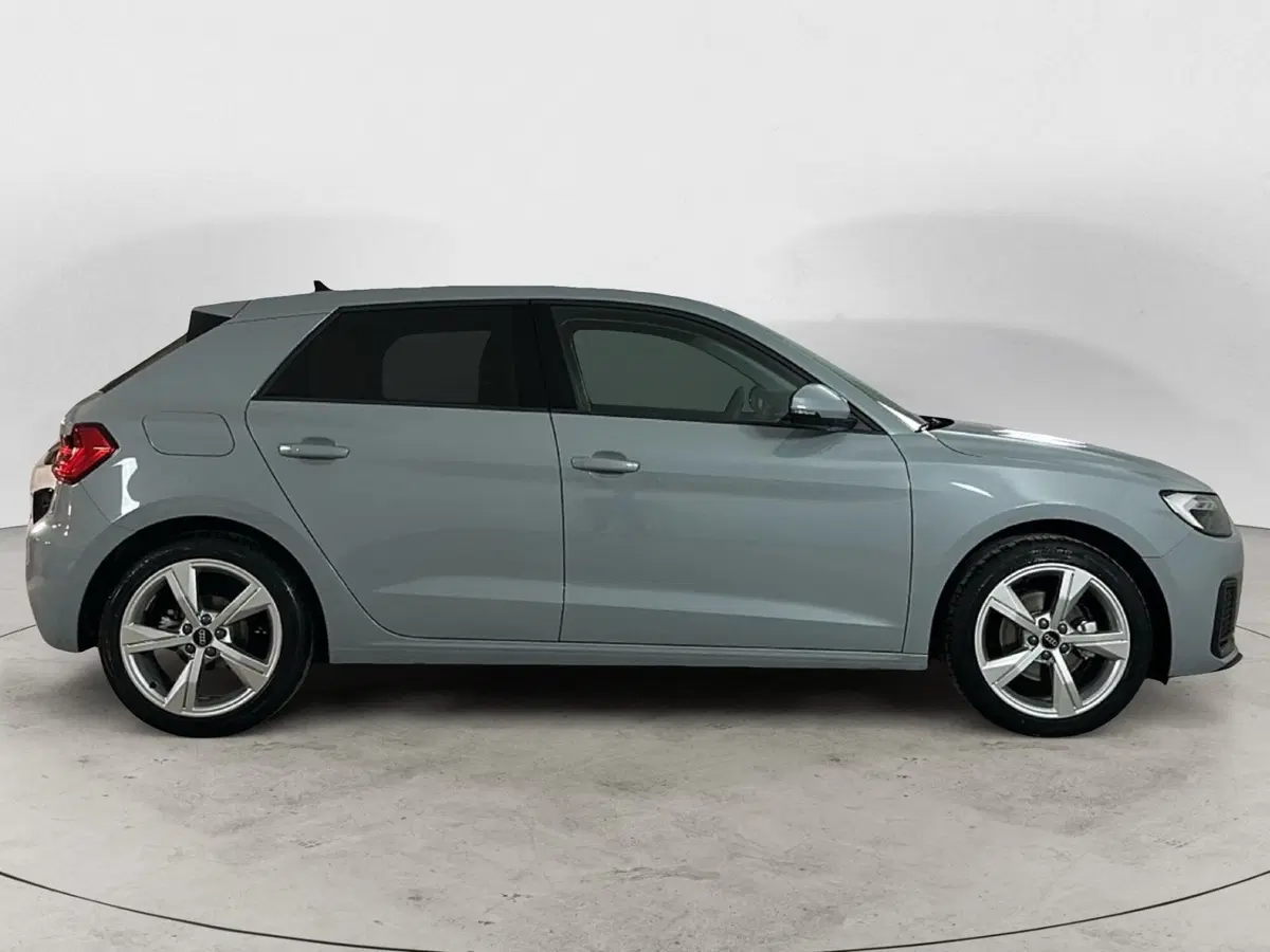 Audi A1 Sportback usata a Napoli (5)
