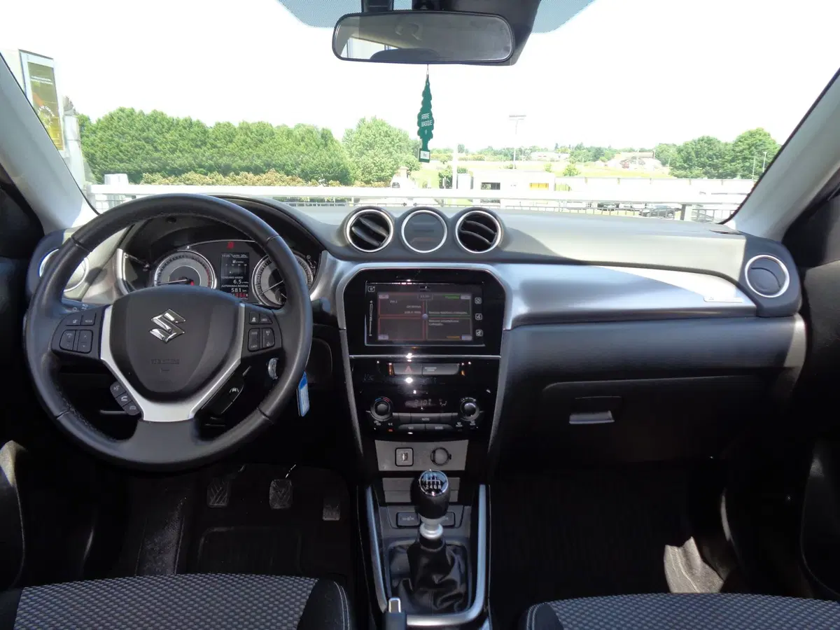 Suzuki Vitara usata a Belluno (11)