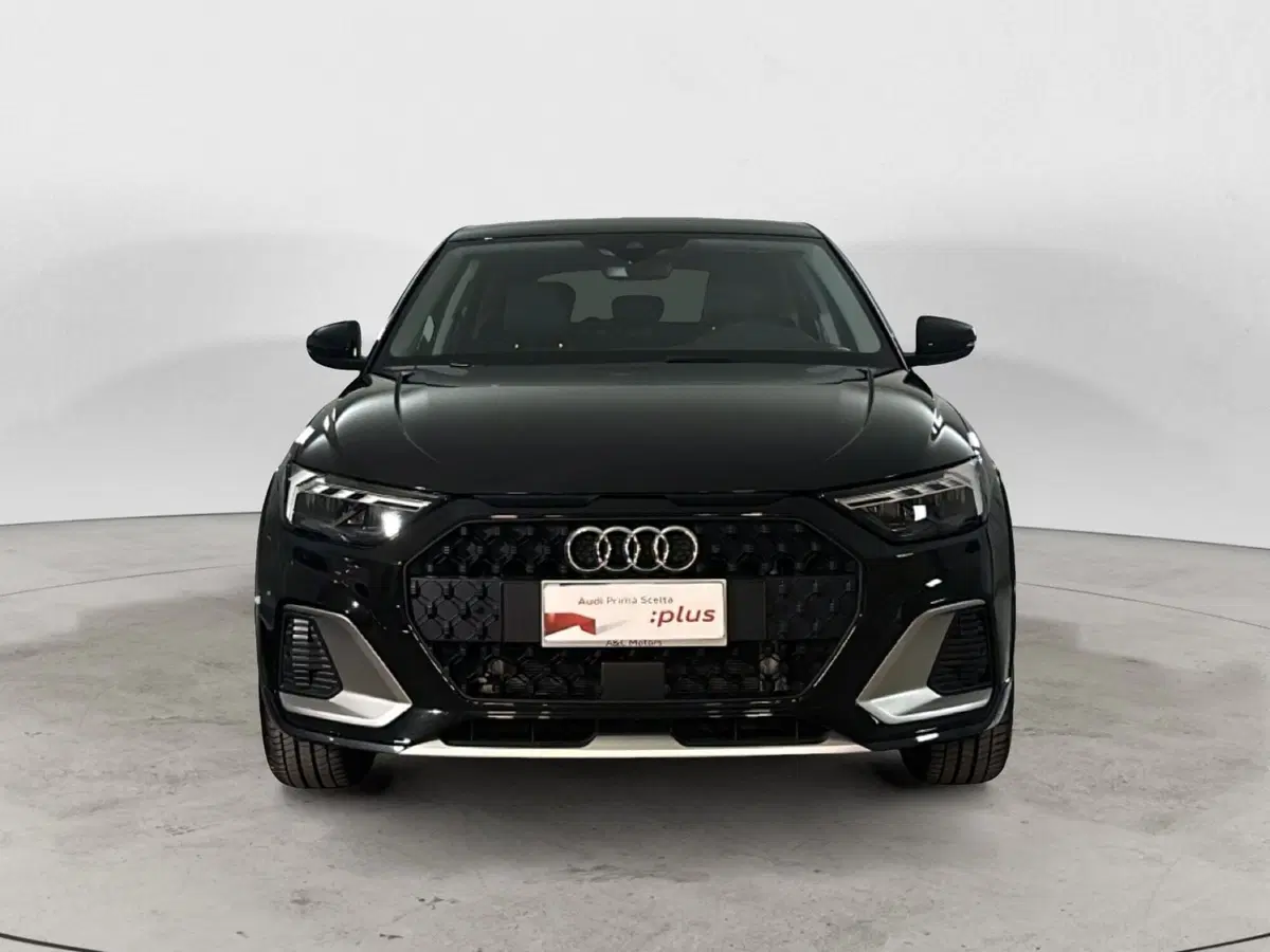Audi A1 allstreet usata a Napoli (2)