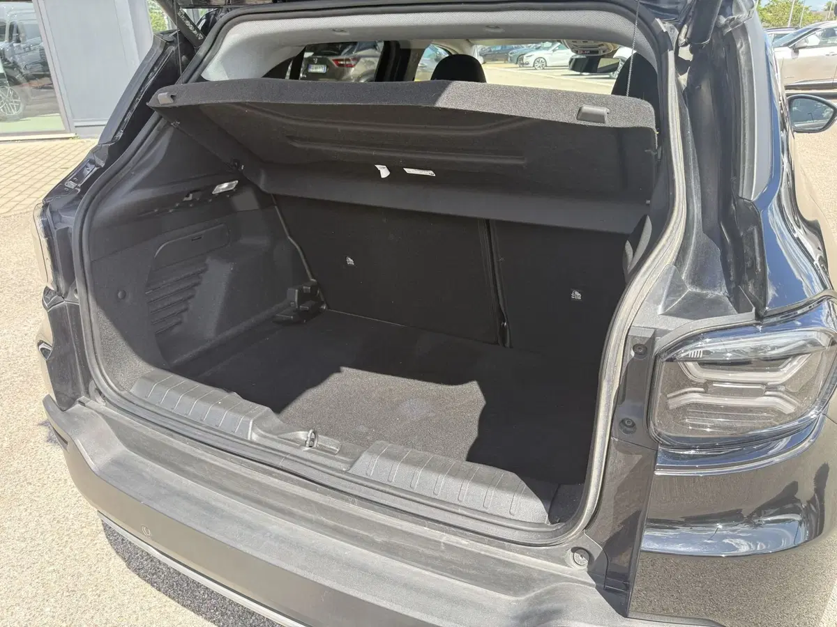 Jeep Avenger usata a Perugia (11)