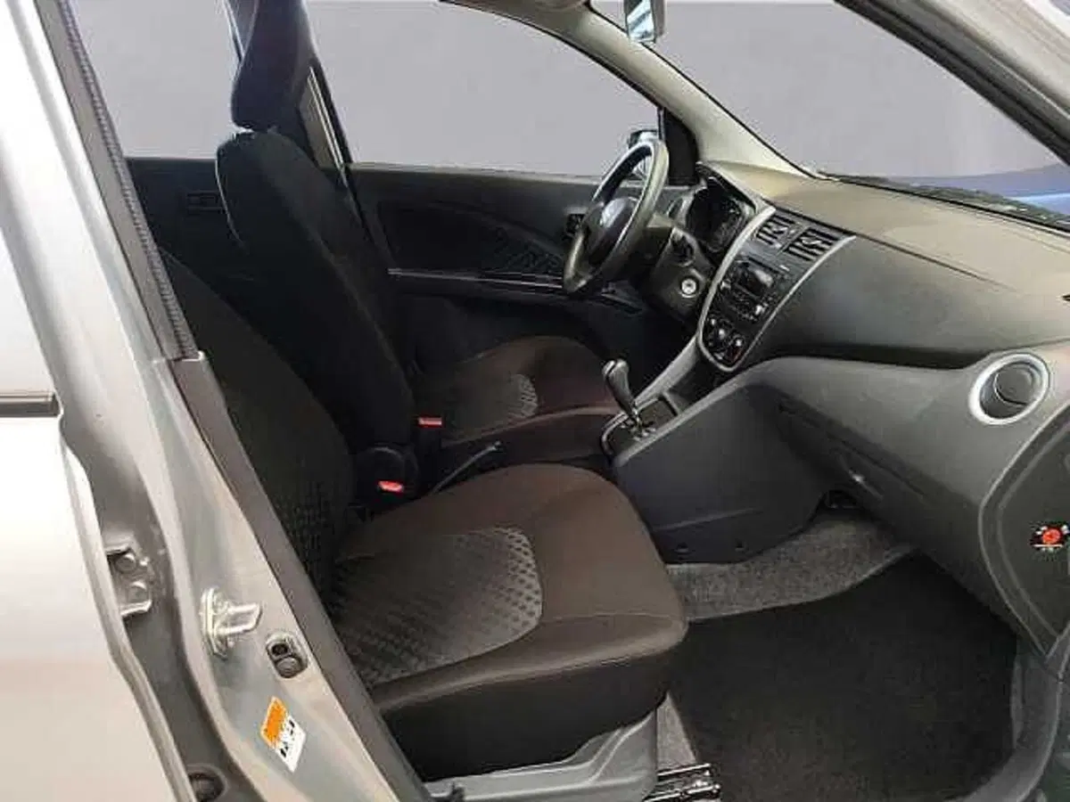 Suzuki Celerio usata a Milano (14)