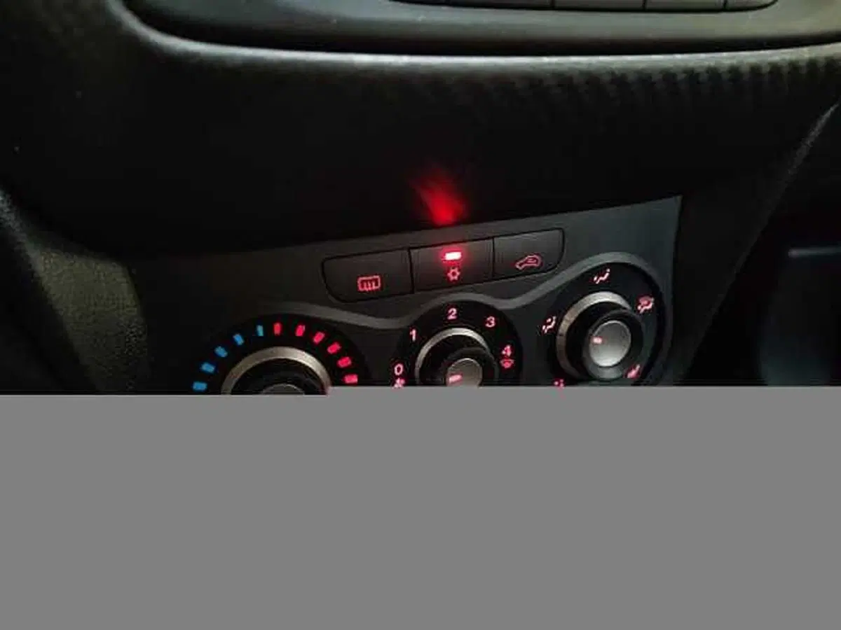 Alfa Romeo MiTo usata a Milano (19)