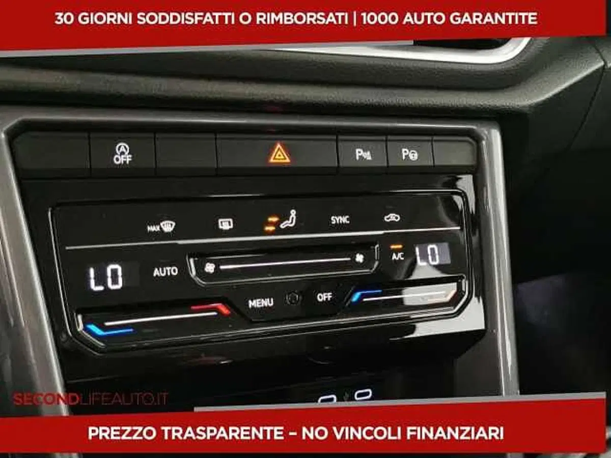 Volkswagen T-Roc usata a Chieti (12)