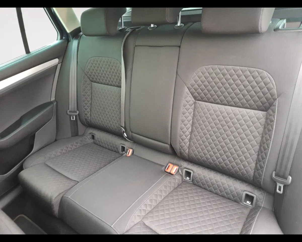 Skoda Superb Station Wagon usata a Ravenna (7)