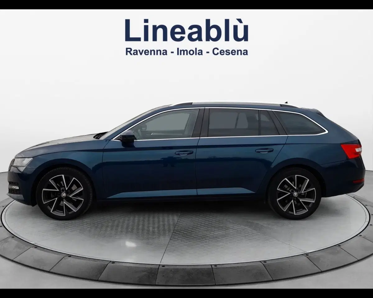Skoda Superb Station Wagon usata a Ravenna