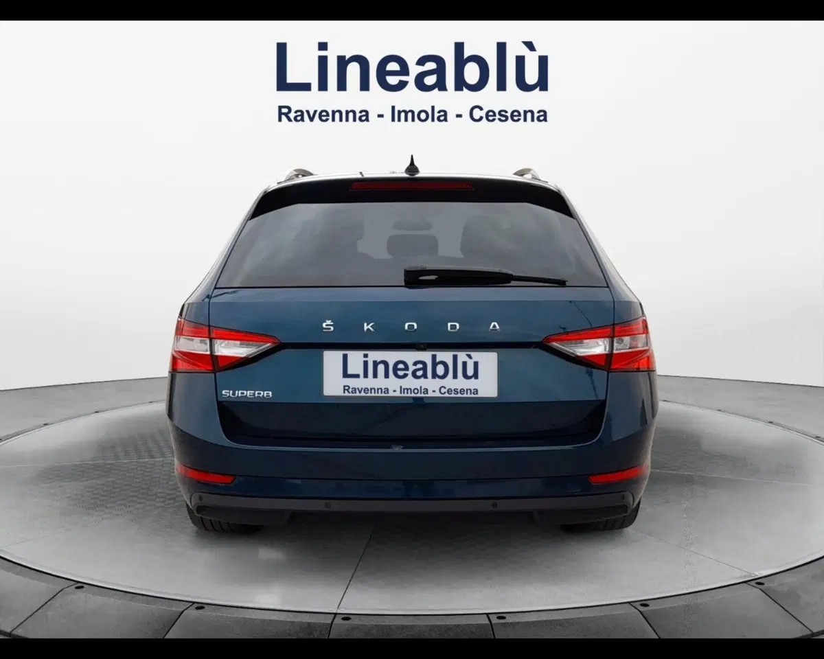 Skoda Superb Station Wagon usata a Ravenna (3)