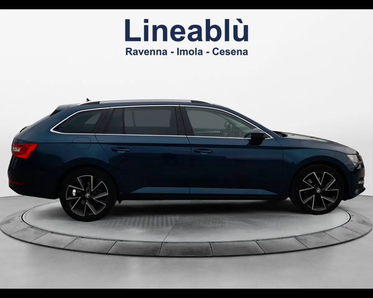 Skoda Superb Station Wagon usata a Ravenna (4)