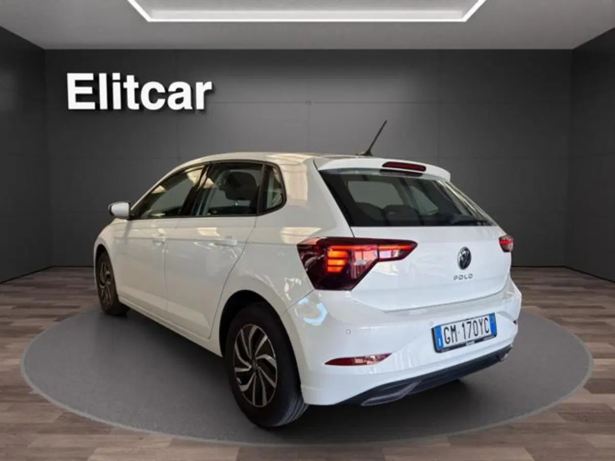 Volkswagen Polo usata a Milano (6)