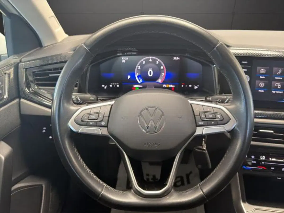 Volkswagen Polo usata a Milano (8)