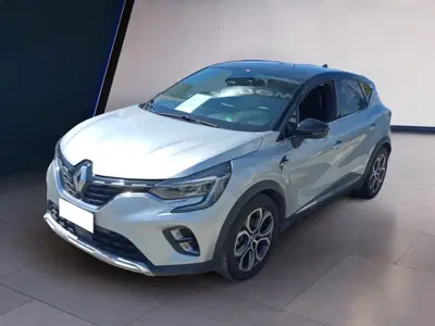 Renault Captur Full Hybrid E-Tech 145 CV Techno del 2023 usata a Palestrina