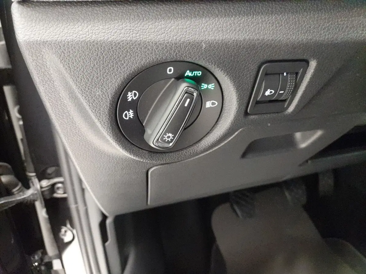 Skoda Kamiq usata a Bologna (10)