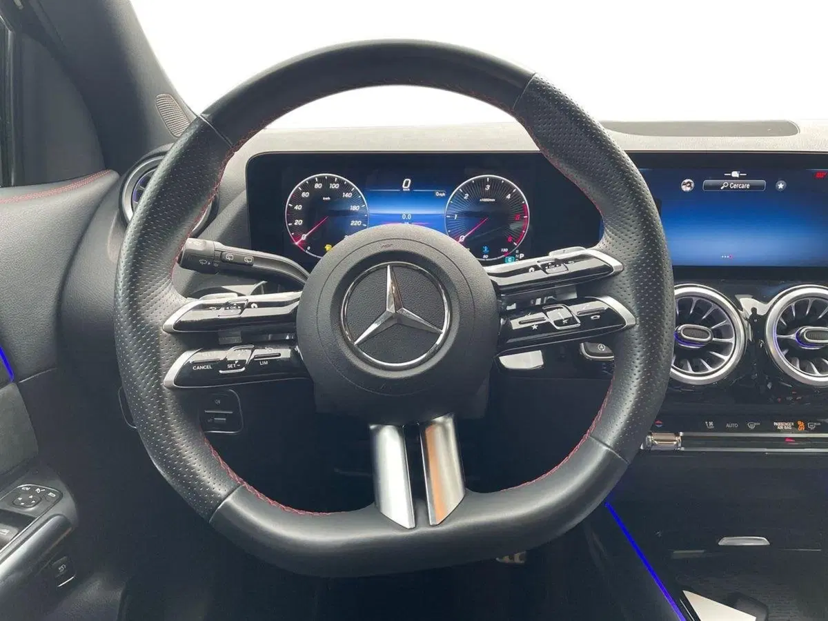 Mercedes-Benz GLA SUV usata a Firenze (11)