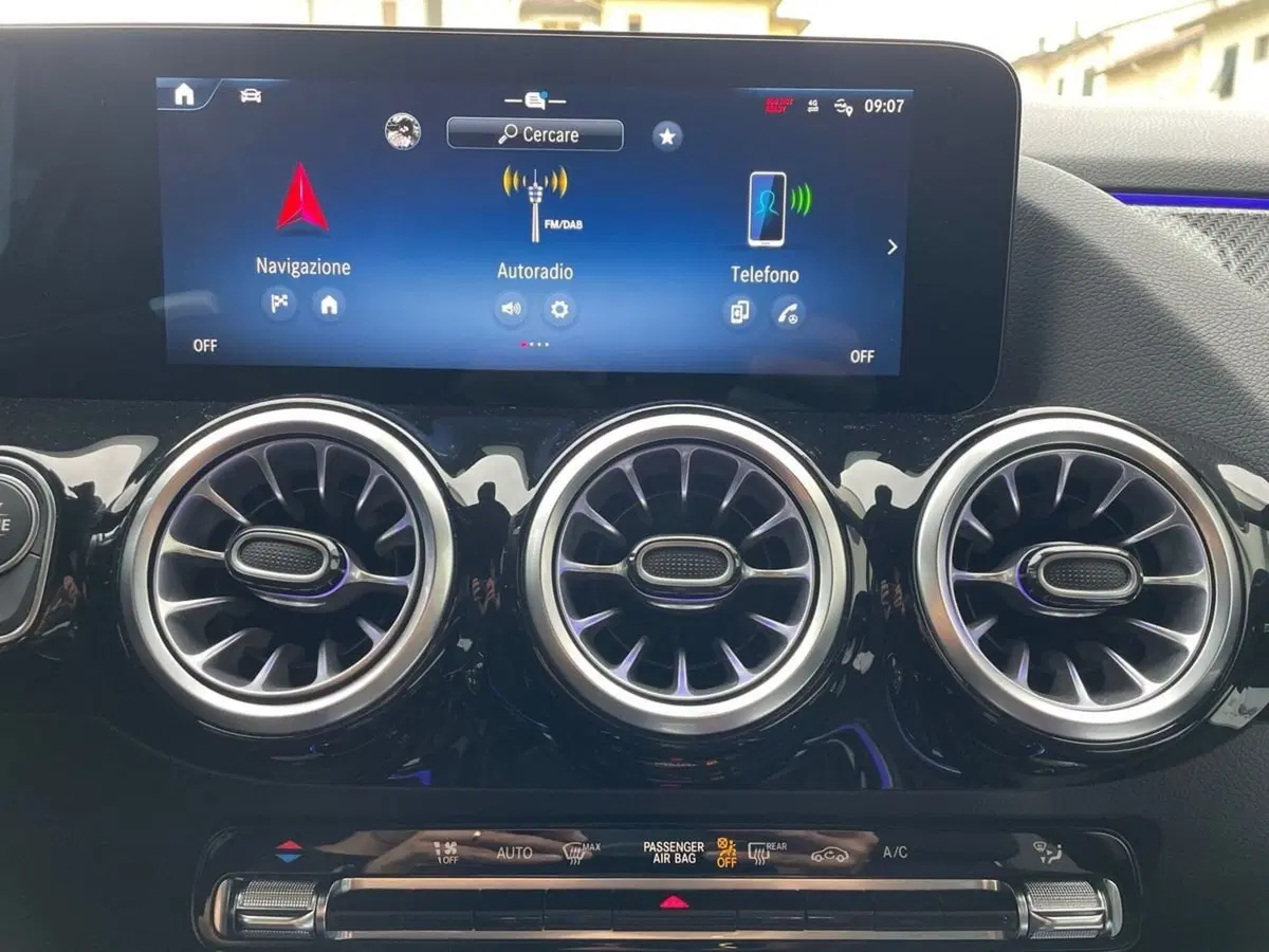 Mercedes-Benz GLA SUV usata a Firenze (12)