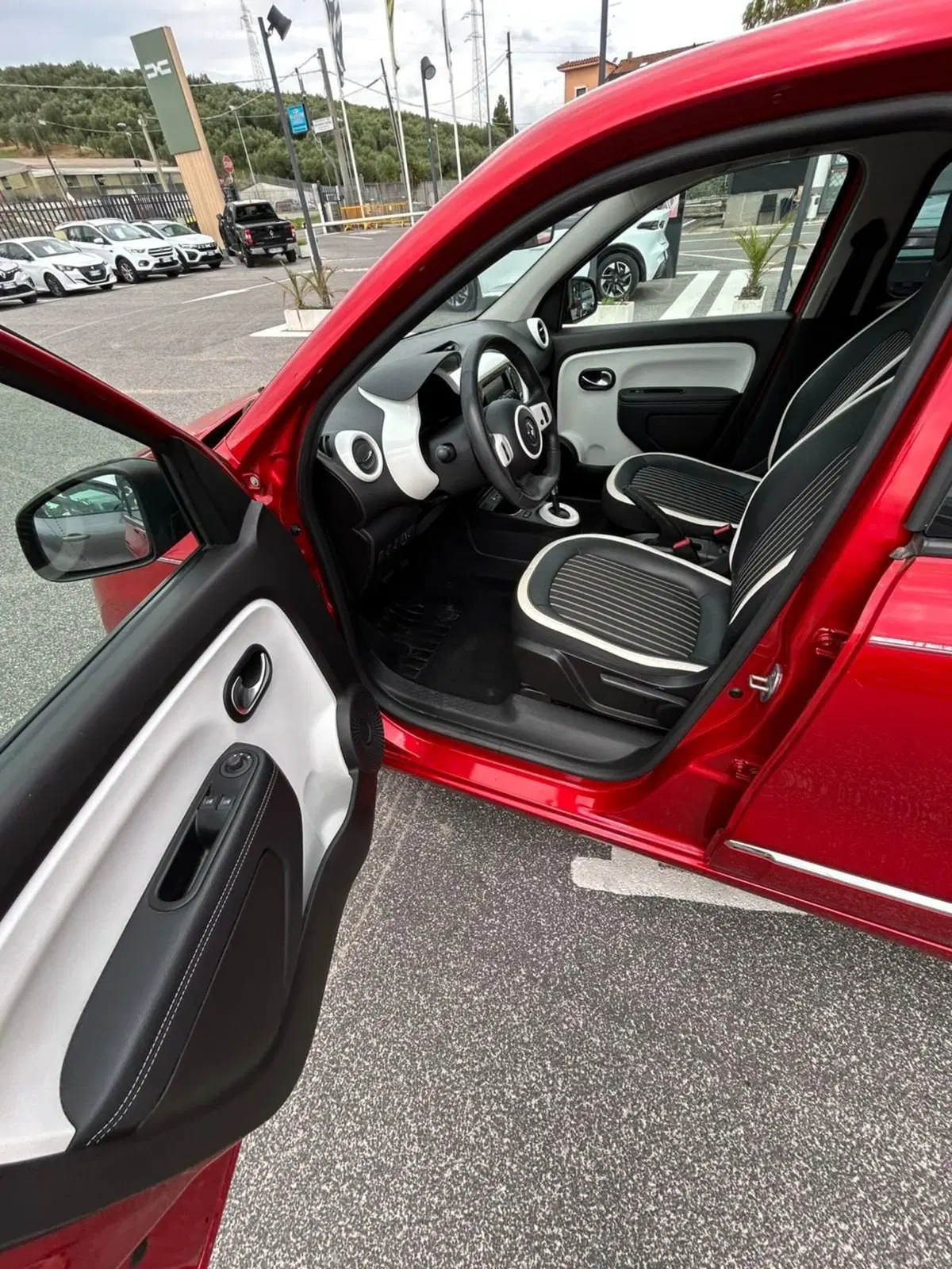 Renault Twingo usata a Roma (8)