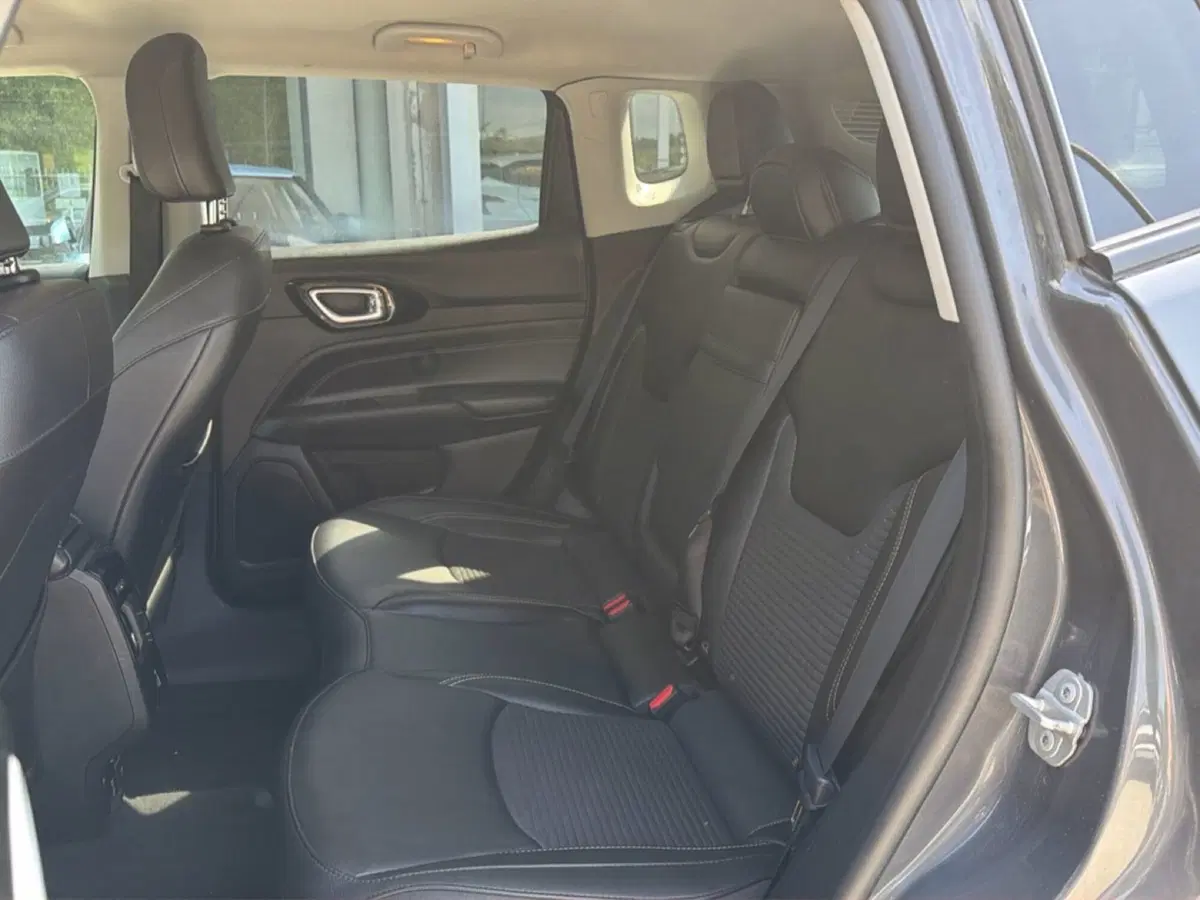 Jeep Compass usata a Frosinone (19)