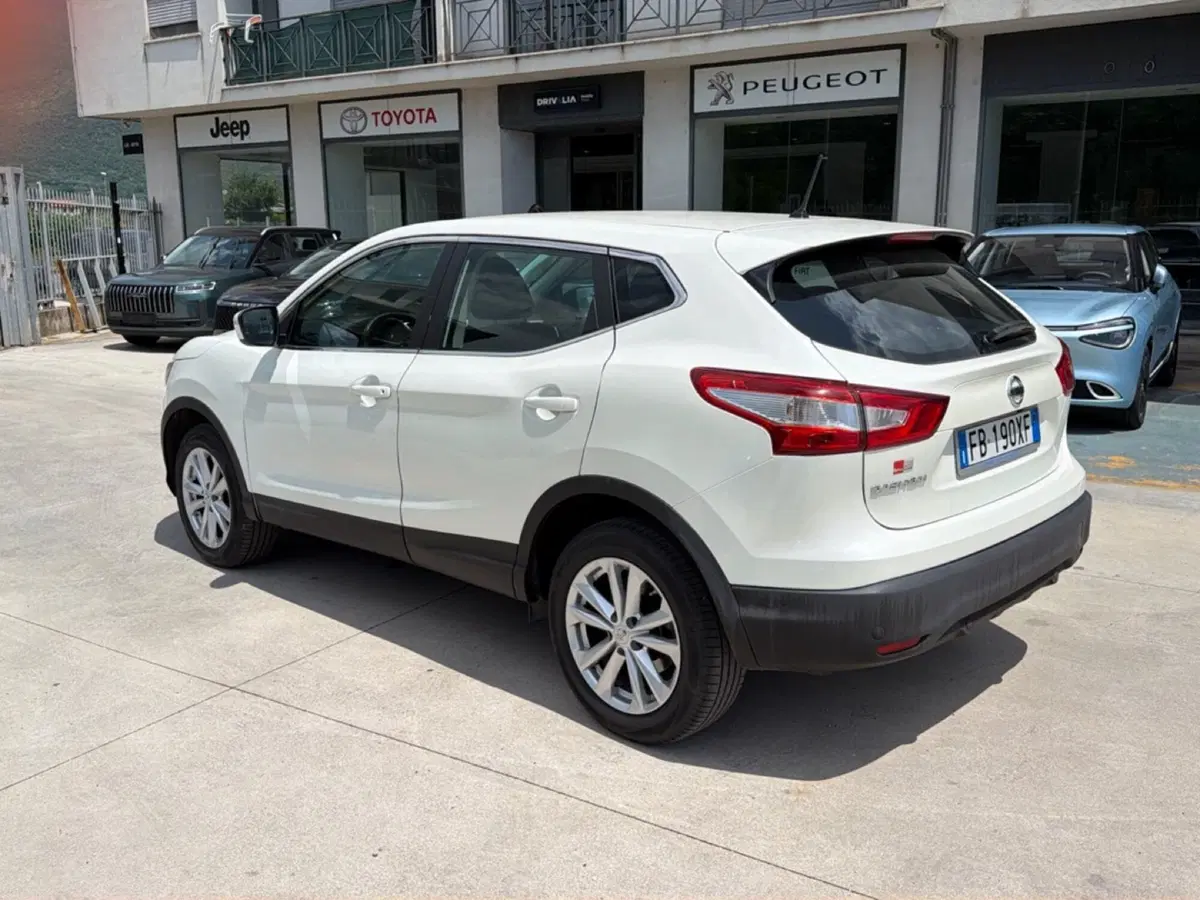 Nissan Qashqai usata a Frosinone (3)