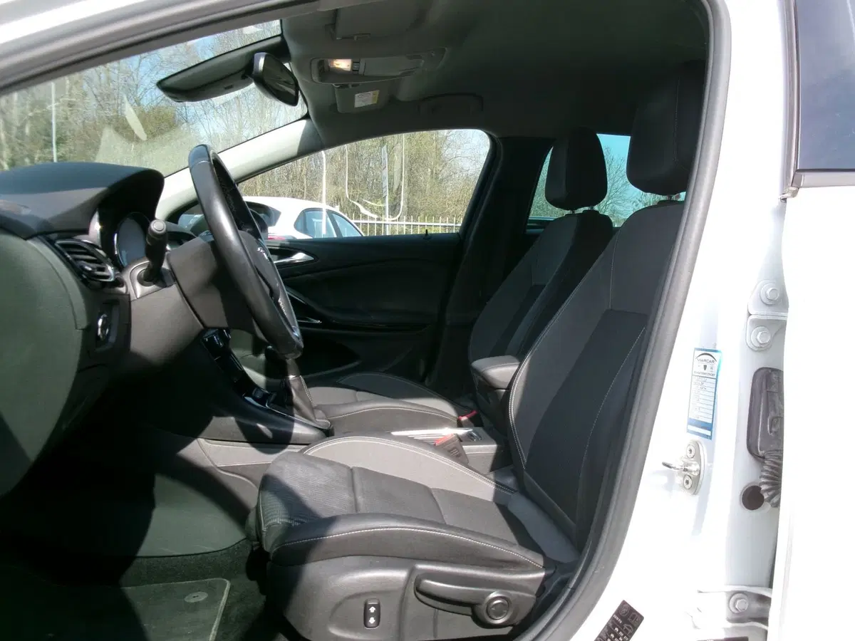 Opel Astra usata a Venezia (10)