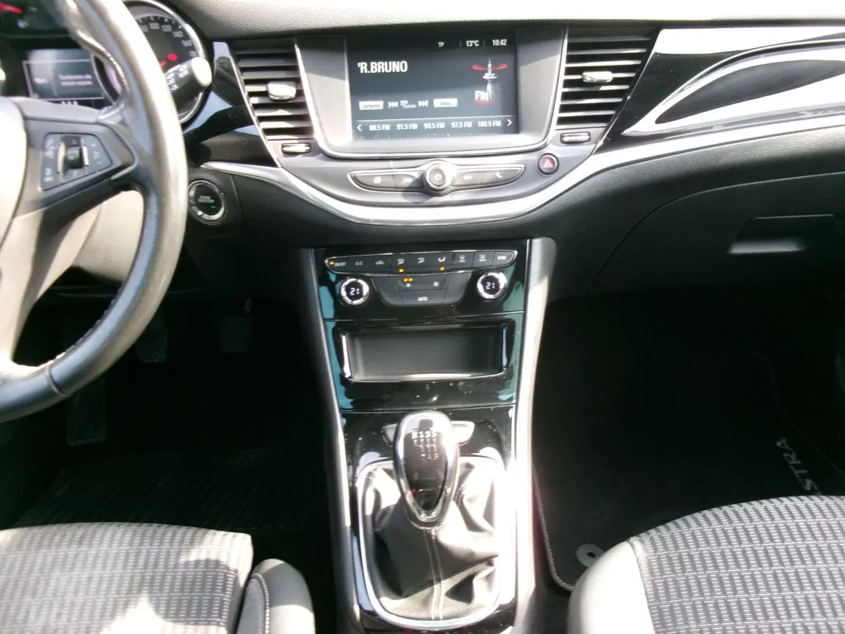 Opel Astra usata a Venezia (13)