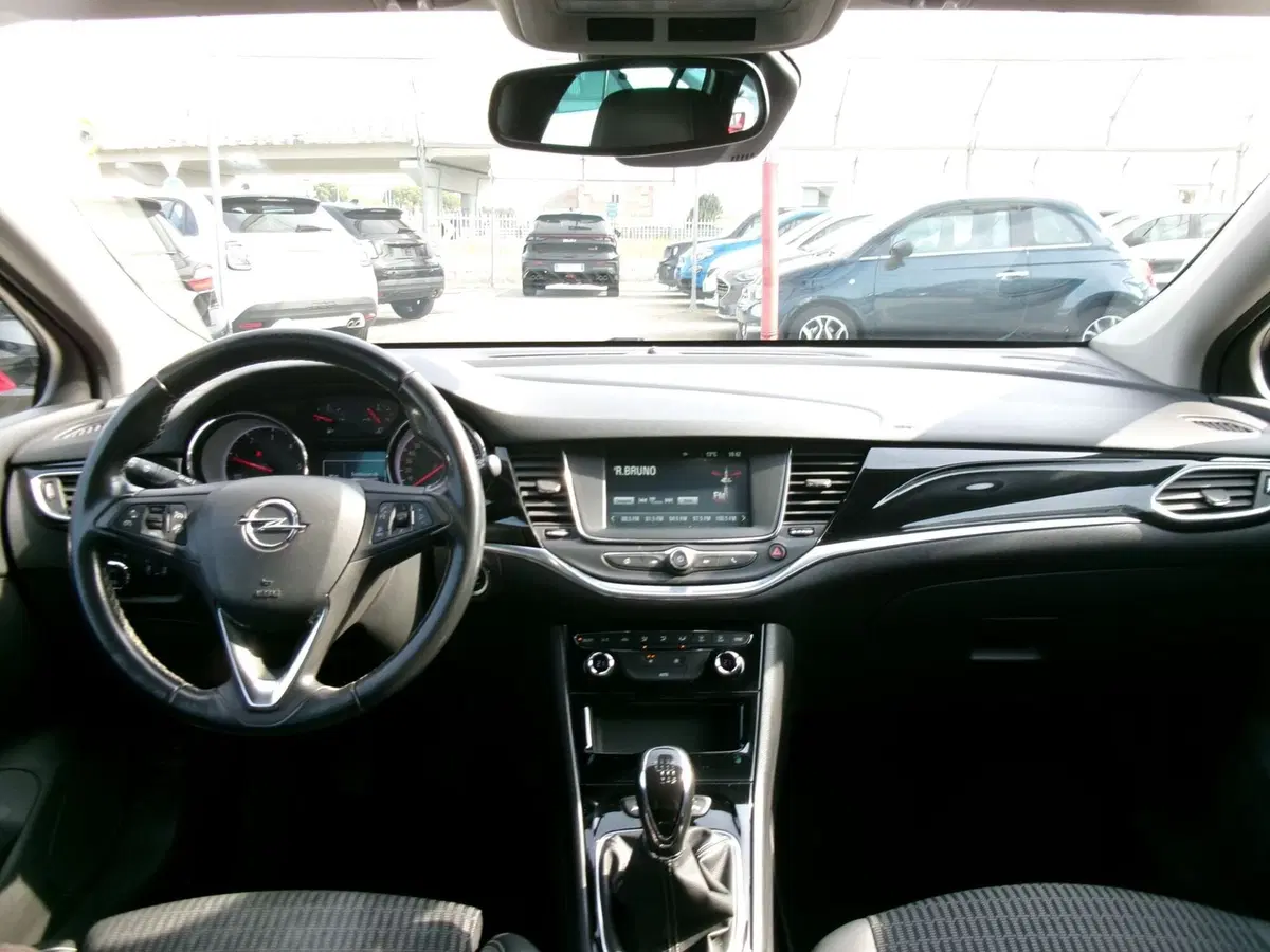 Opel Astra usata a Venezia (9)