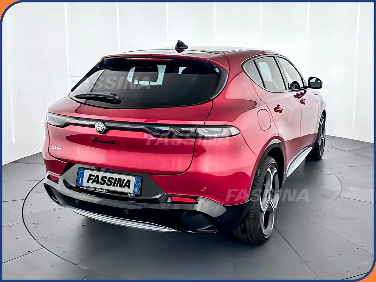 Alfa Romeo Tonale nuova a Milano (6)