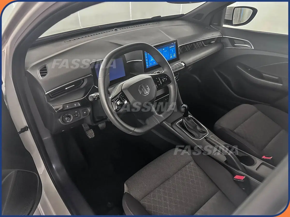 Mg MG3 nuova a Milano (9)