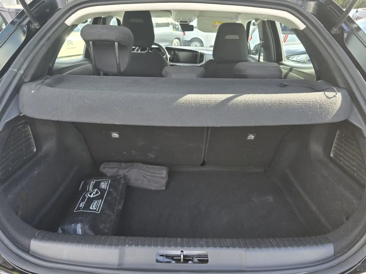 Opel Mokka usata a Massa-Carrara (14)