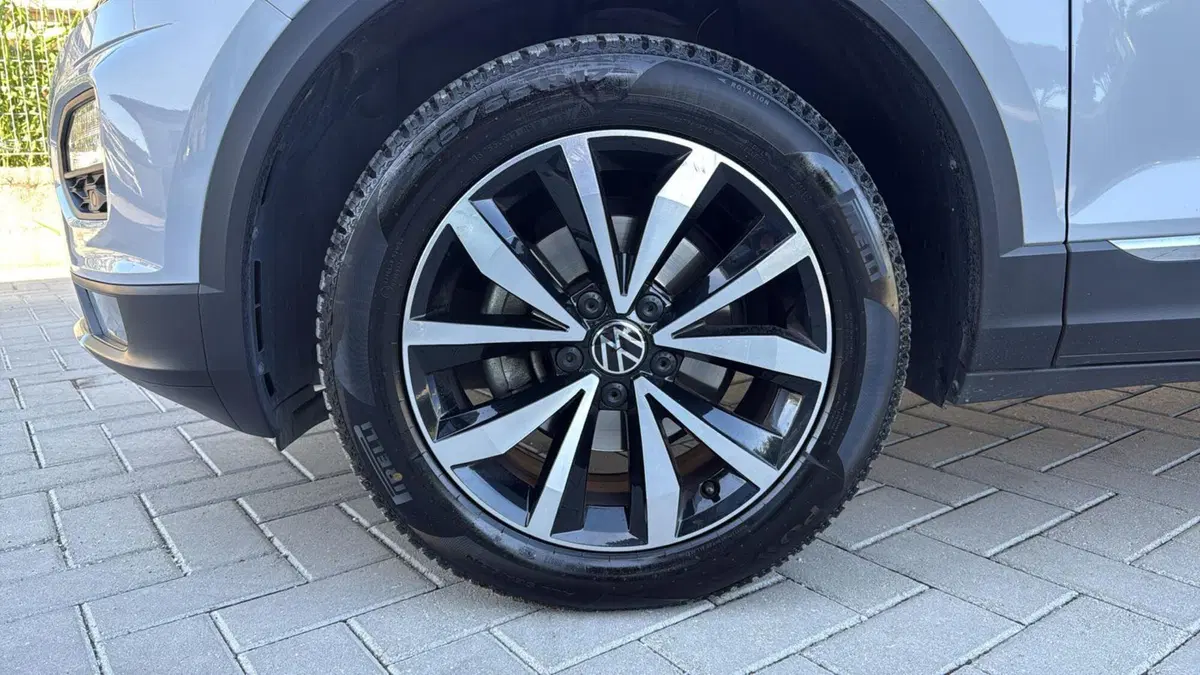 Volkswagen T-Roc usata a Massa-Carrara (17)