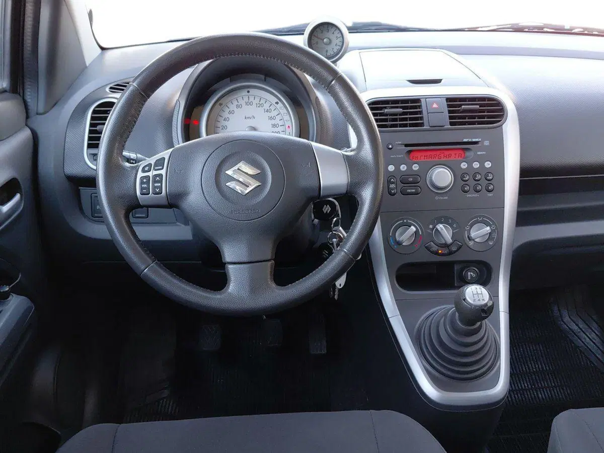 Suzuki Splash usata a Cagliari (7)