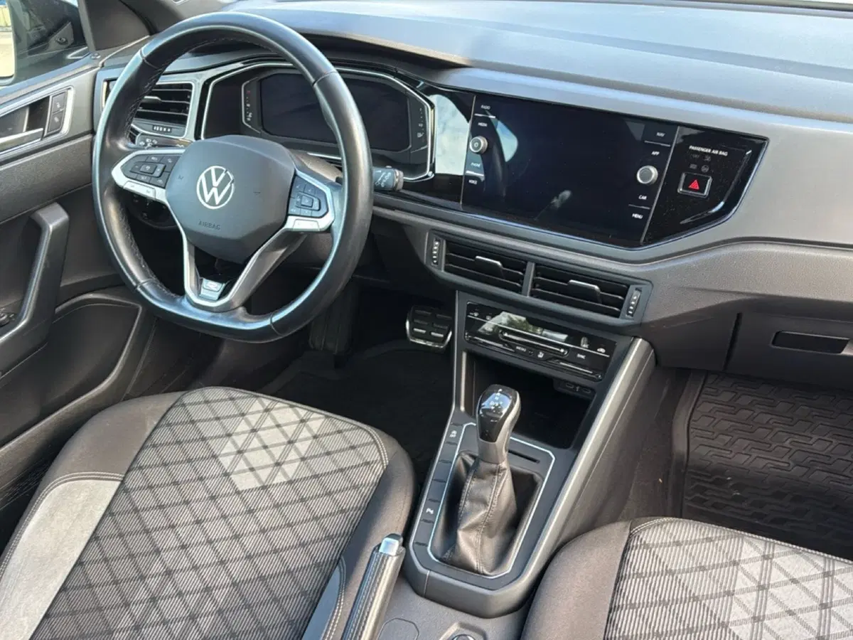 Volkswagen Taigo usata a Terni (10)