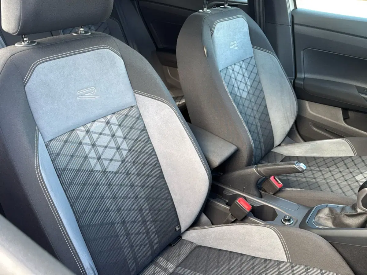 Volkswagen Taigo usata a Terni (11)
