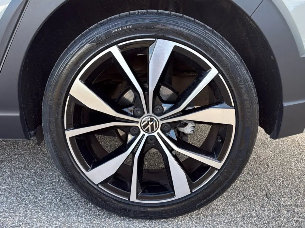 Volkswagen Taigo usata a Terni (6)