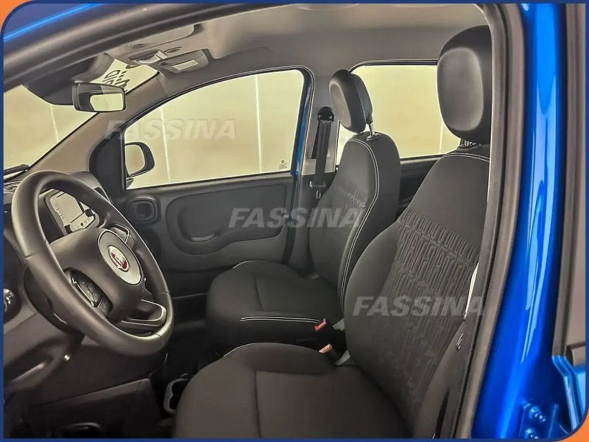 Fiat Pandina nuova a Milano (9)