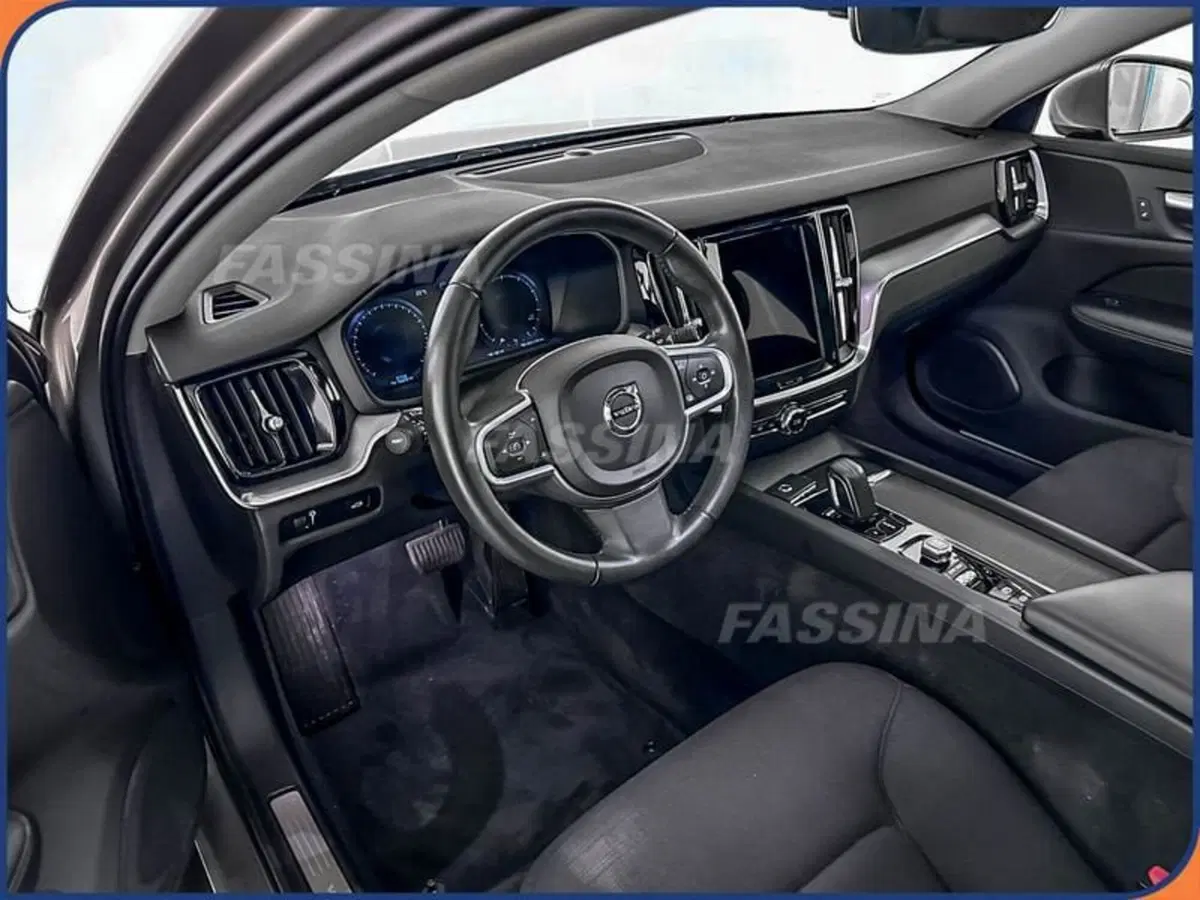VOLVO Veicoli Commerciali V60 usata a Milano (9)