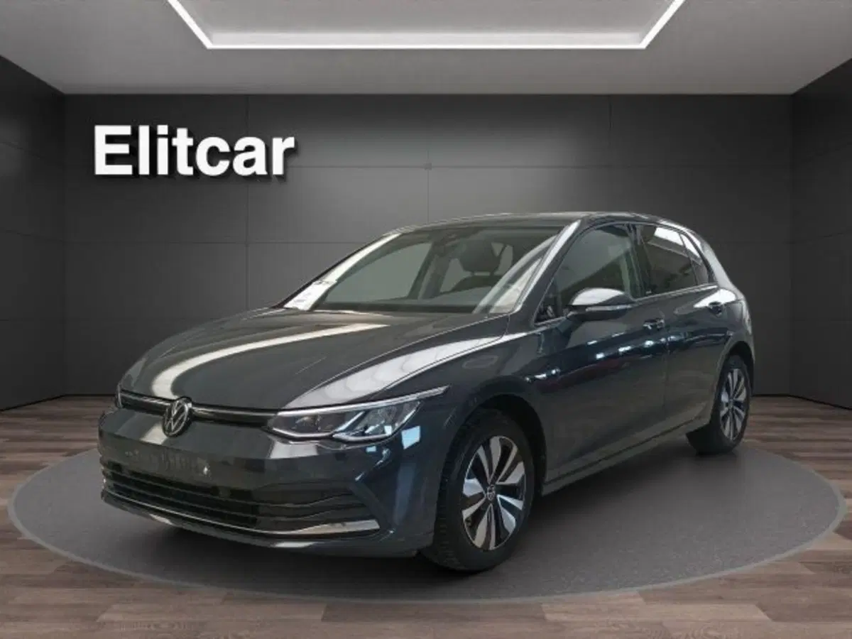 Volkswagen Golf Variant usata a Novara