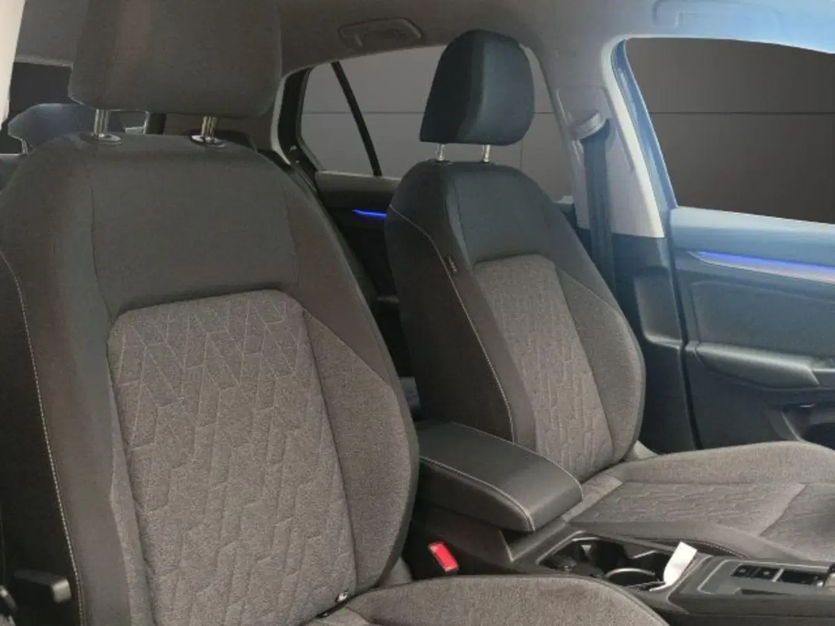 Volkswagen Golf Variant usata a Novara (15)