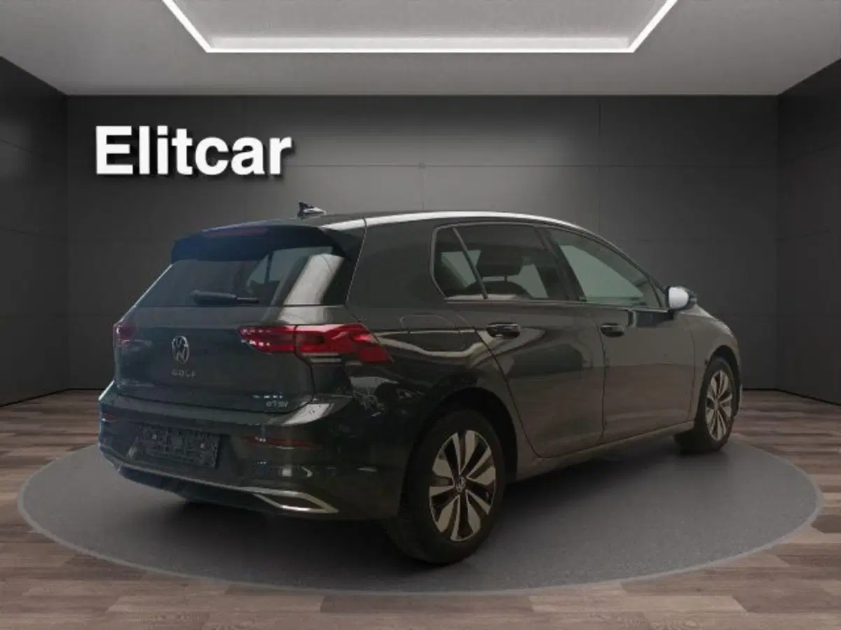 Volkswagen Golf Variant usata a Novara (5)