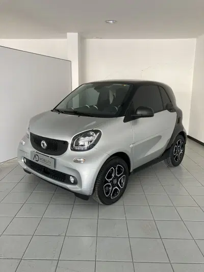smart forfour forfour 70 1.0 twinamic Brabus Style del 2019 usata a San Severo
