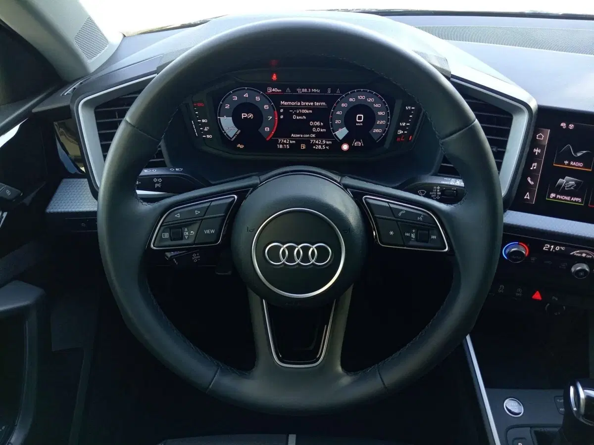 Audi A1 allstreet usata a Bari (3)