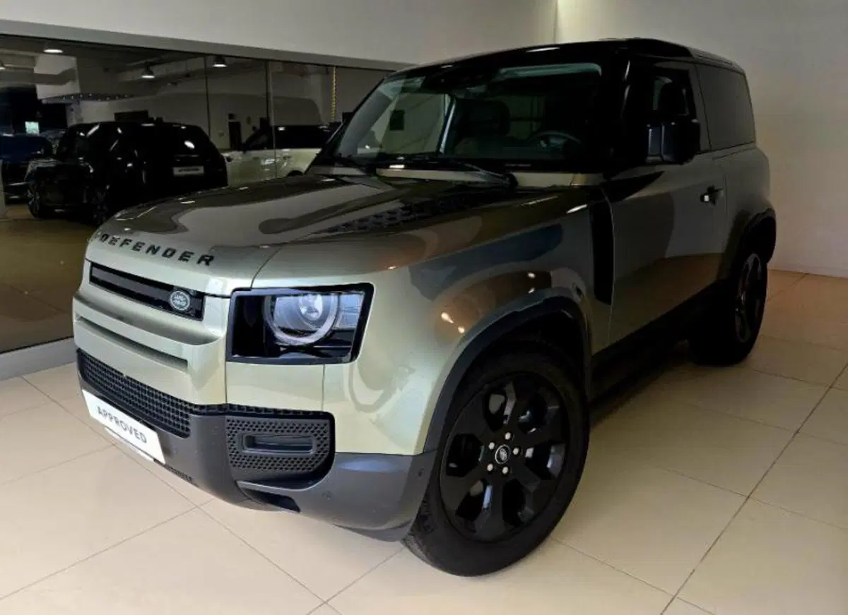 Land Rover Defender usata a Venezia