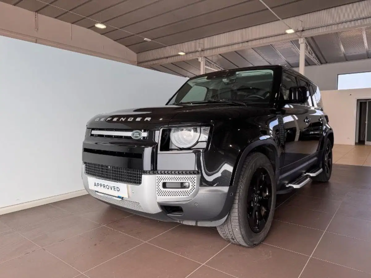 Land Rover Defender usata a Venezia