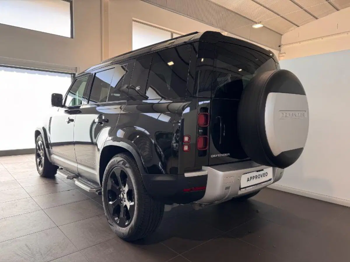 Land Rover Defender usata a Venezia (3)