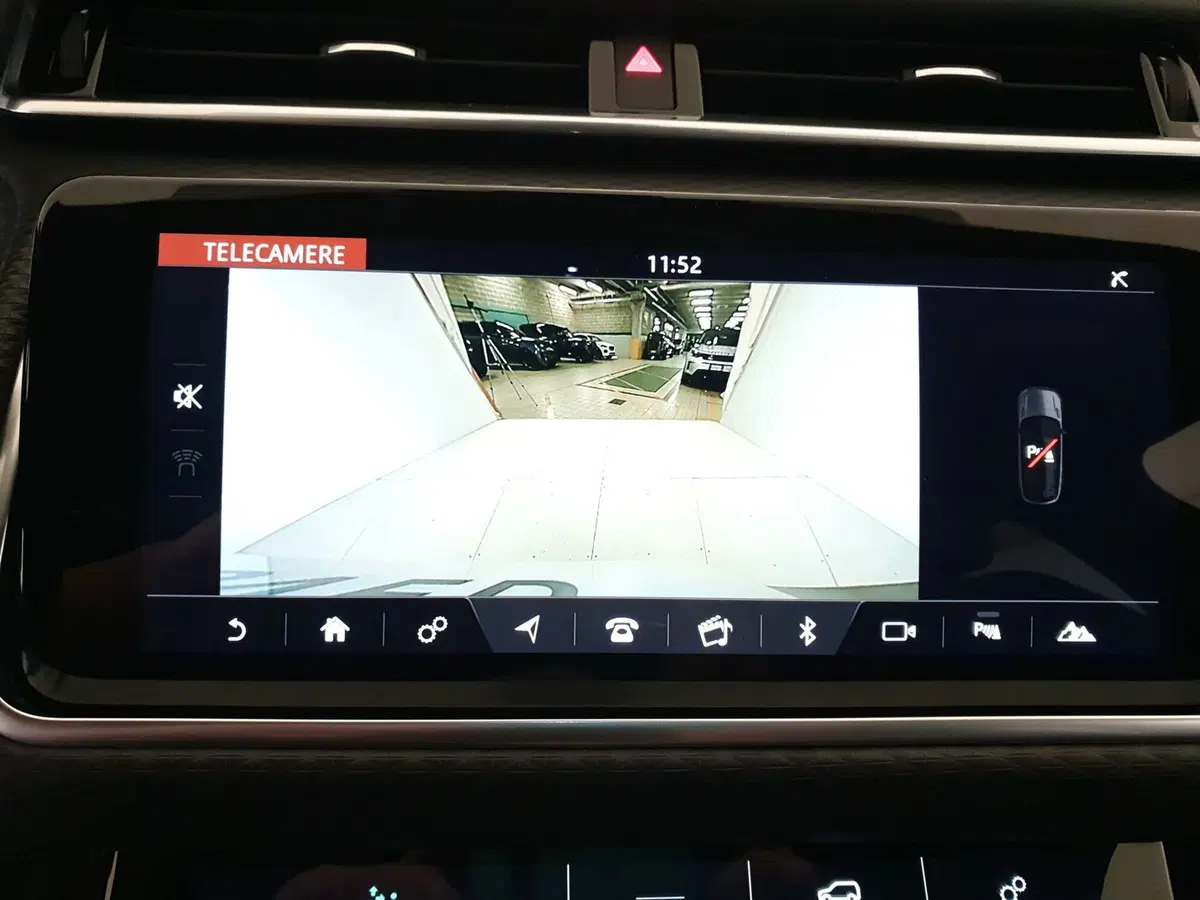 Land Rover Range Rover Velar usata a Monza e Brianza (11)
