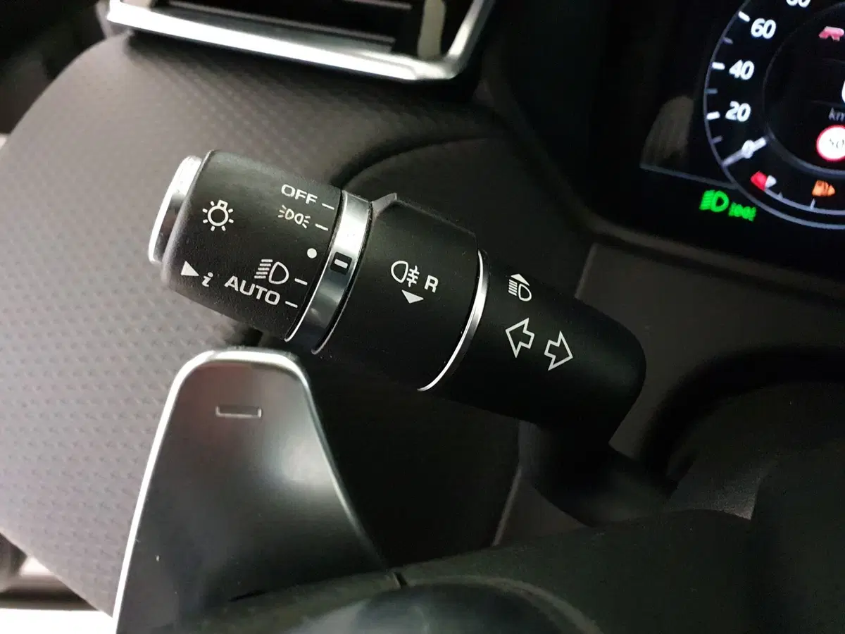 Land Rover Range Rover Velar usata a Monza e Brianza (18)