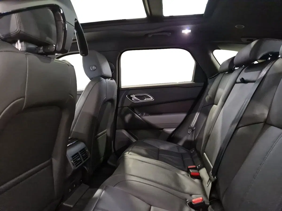 Land Rover Range Rover Velar usata a Firenze (5)