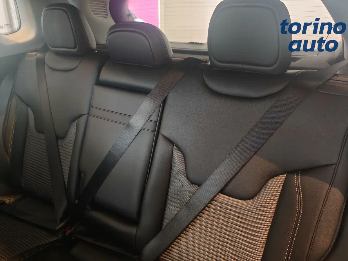 Jeep Compass nuova a Torino (7)