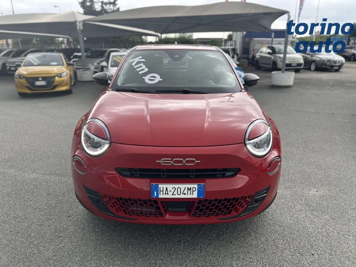 Fiat 600 nuova a Torino (2)