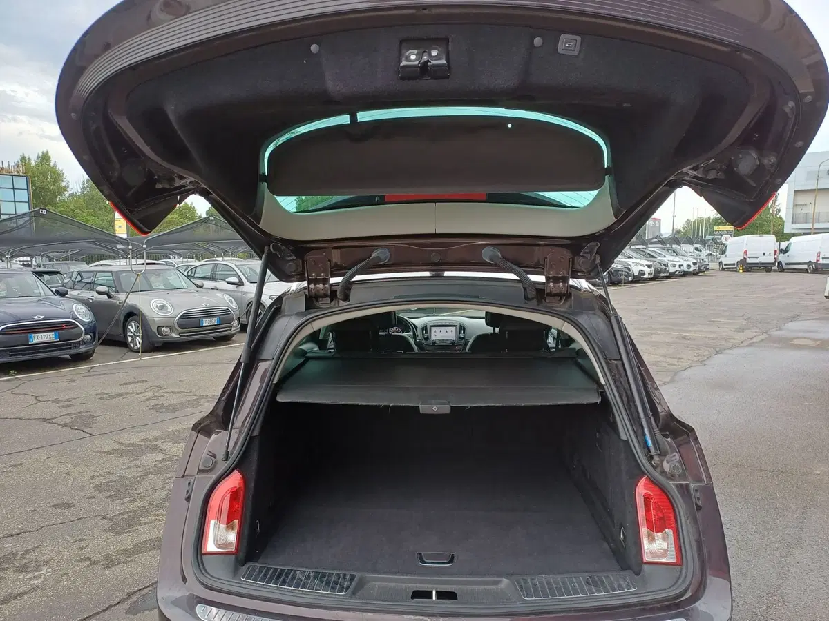 Opel Insignia Station Wagon usata a Modena (11)